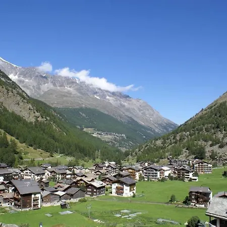 Haus Alpenrose Appartement-fewo Alpenrose 4-bettwohnung 1- Og West By Interhome *
