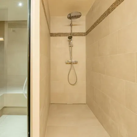 Haus Alpenrose Appartement-fewo Alpenrose 4-bettwohnung 1- Og West By Interhome * Saas-Almagell